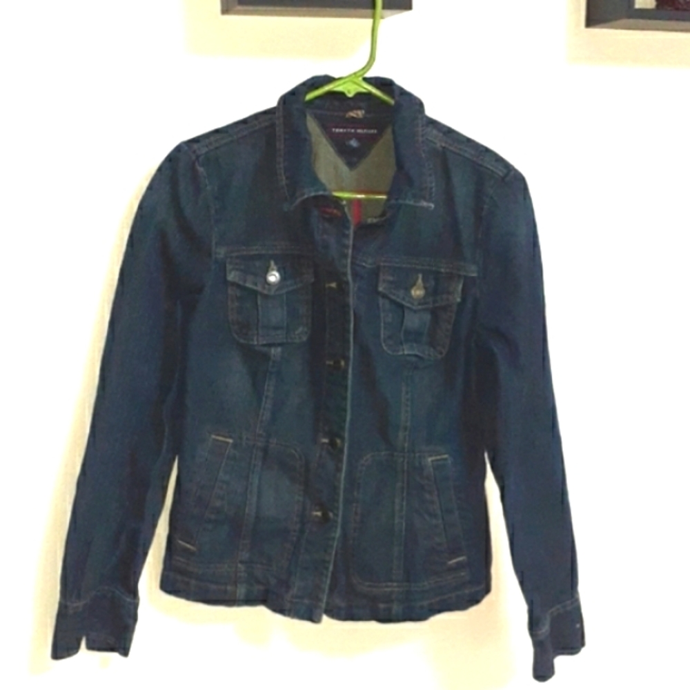 TOMMY HILFIGER JEAN JACKET SIZE MEDIUM EUC